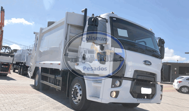 FORD CARGO1723 2013 – 4X2 – COMPACTADOR DE LIXO – 6CC